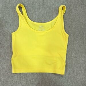 Yellow lined tank